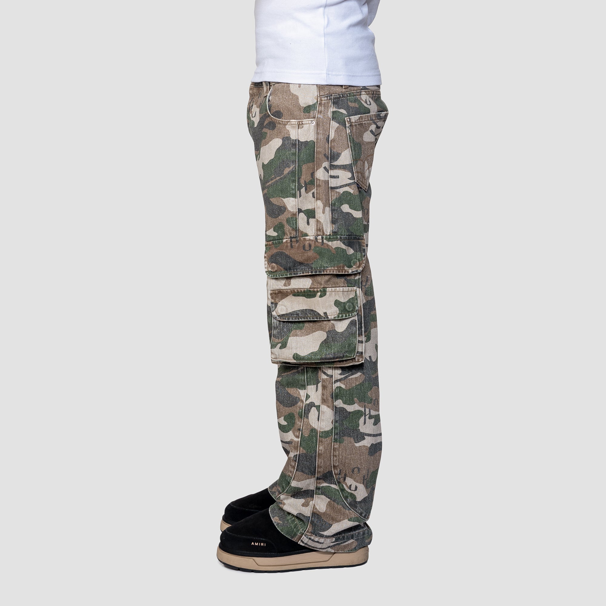 CAMOUFLAGE CARGO BAGGY