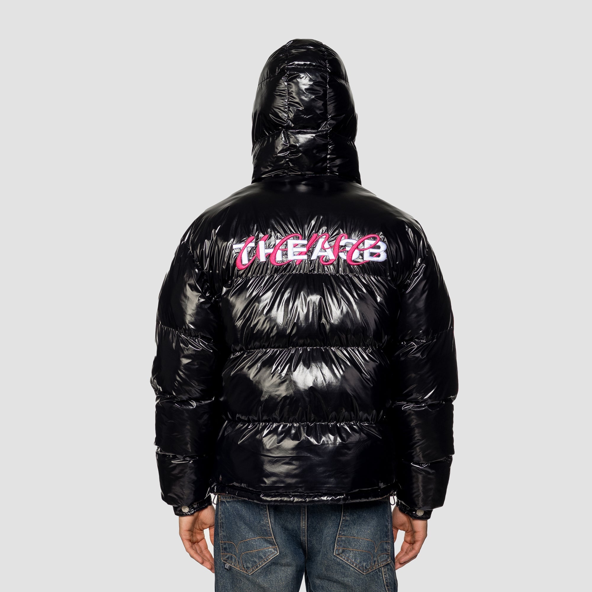 VERSE LOGO PUFFER (HOODED) - BLACK