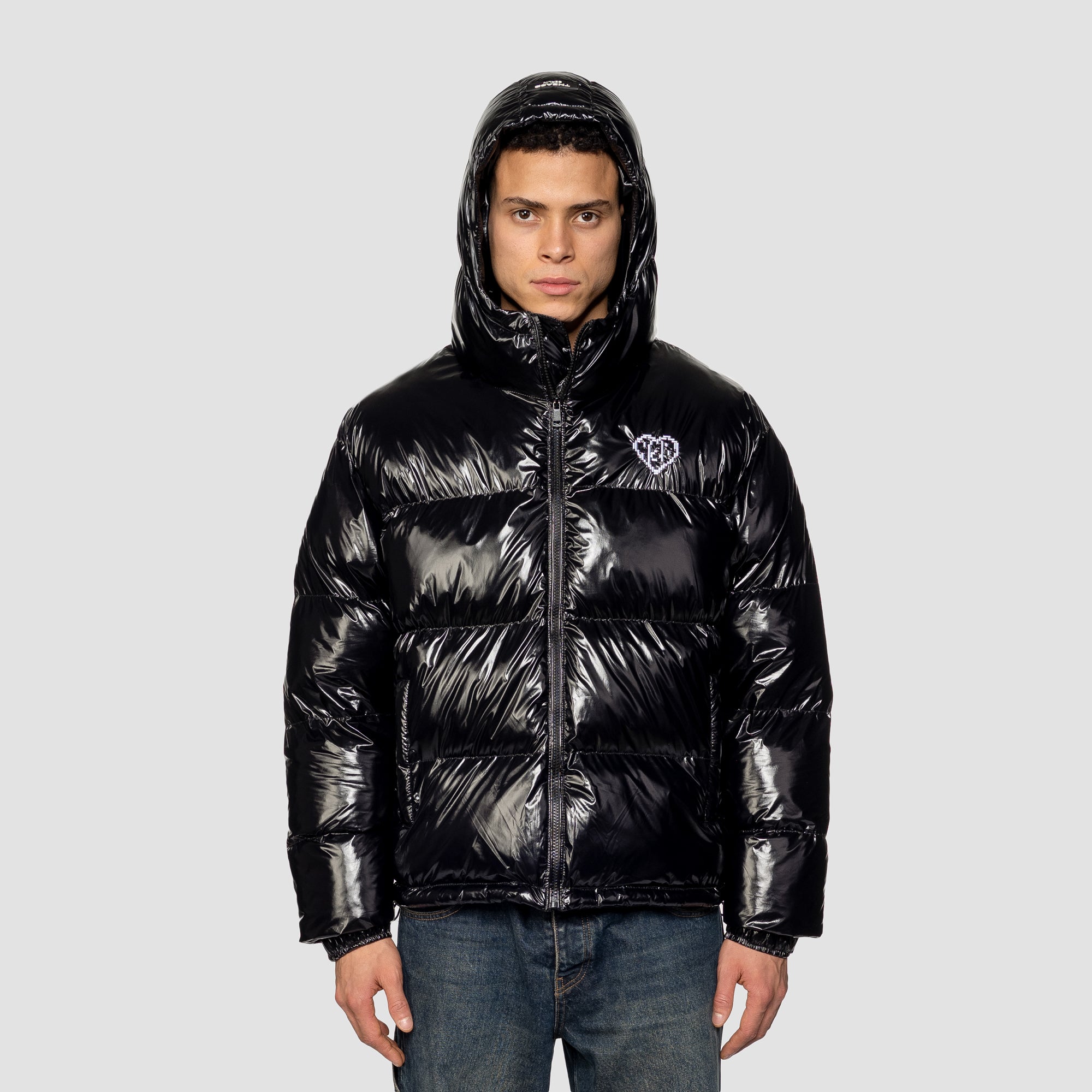 VERSE LOGO PUFFER (HOODED) - BLACK