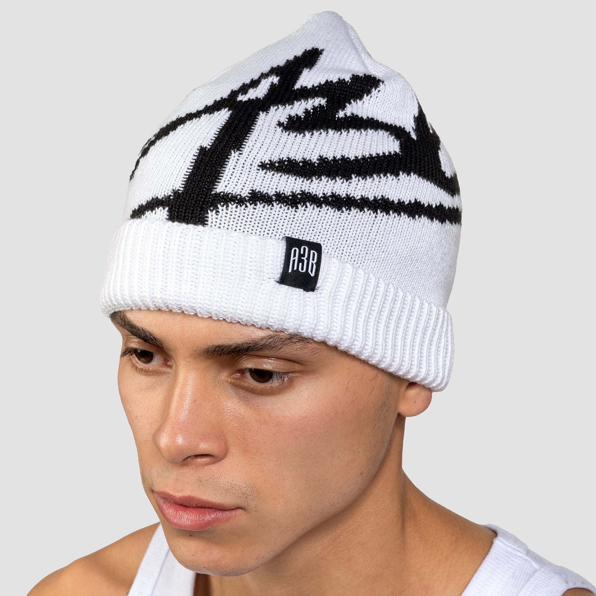 DNA BEANIE - WHITE