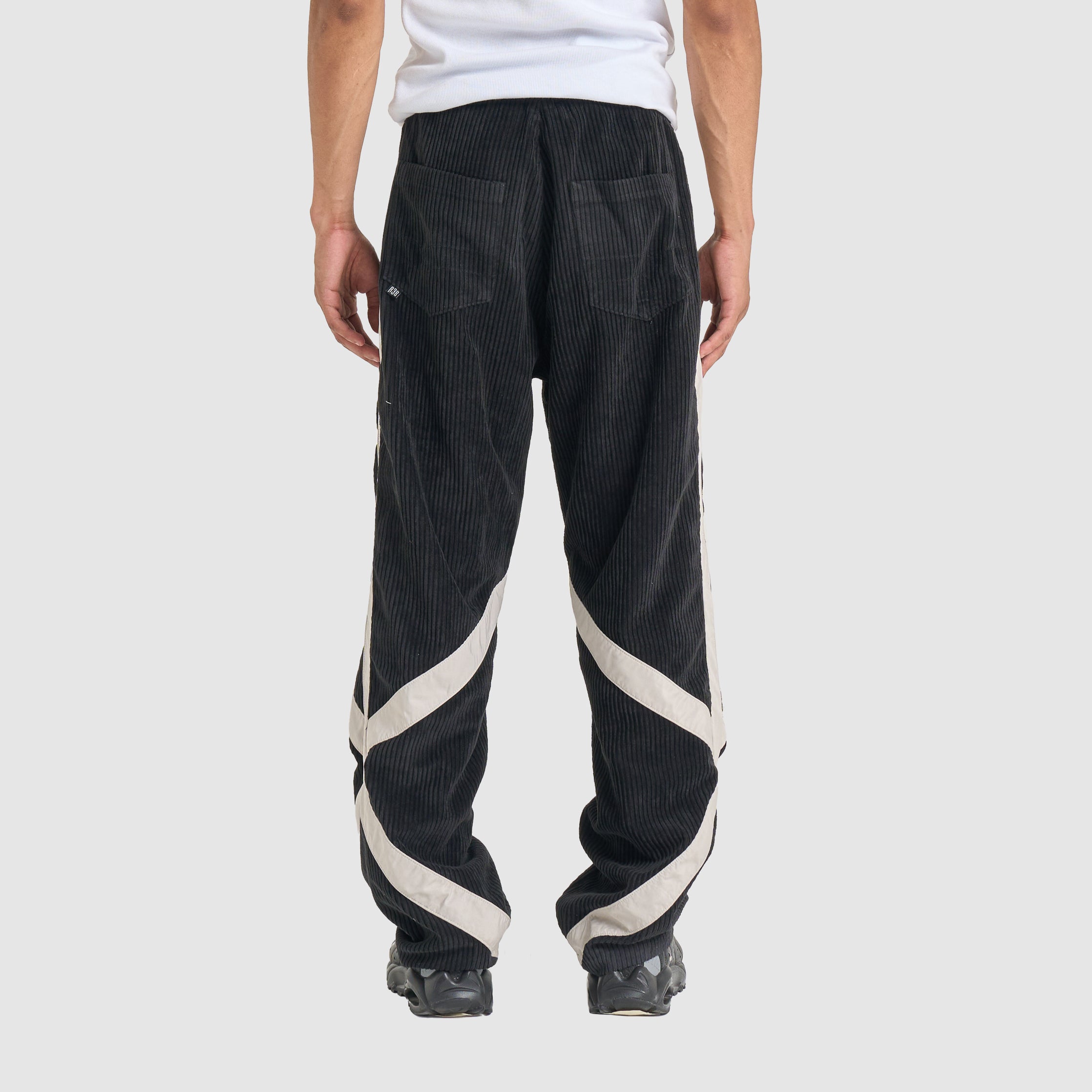 CATCH CORD-TRACKBROEK - ZWART