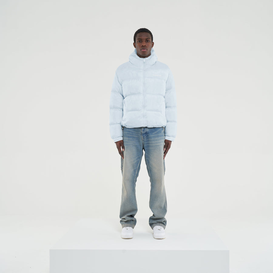 ESSENCE LOGO PUFFER FROSTED - BABY BLUE
