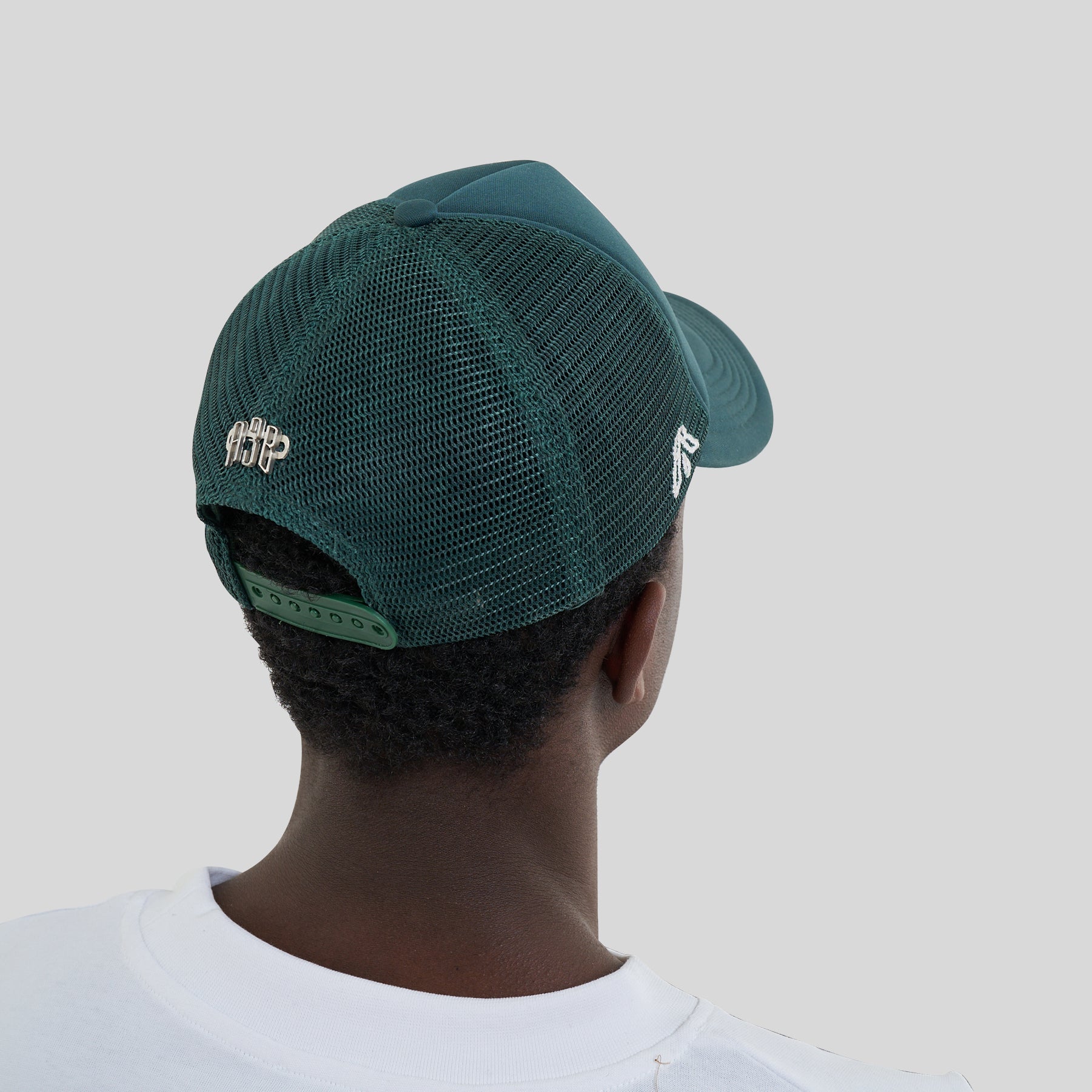 TRUCKERCAP LOGO HEARTS - GREEN - A3B